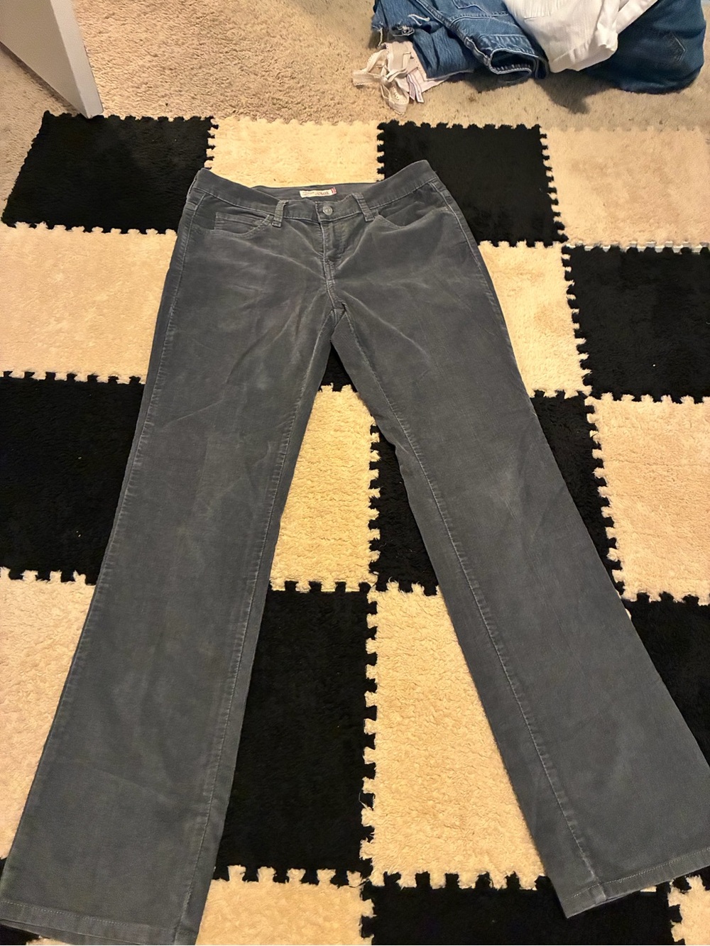 Vintage Levi’s Women’s Gray Corduroy Bootcut Jeans